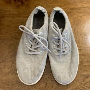 EUC men’s light grey wool all birds size 10